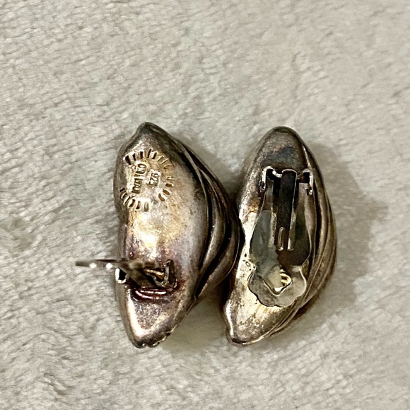 Vintage Sterling Clip Earrings - Picture 2 of 2